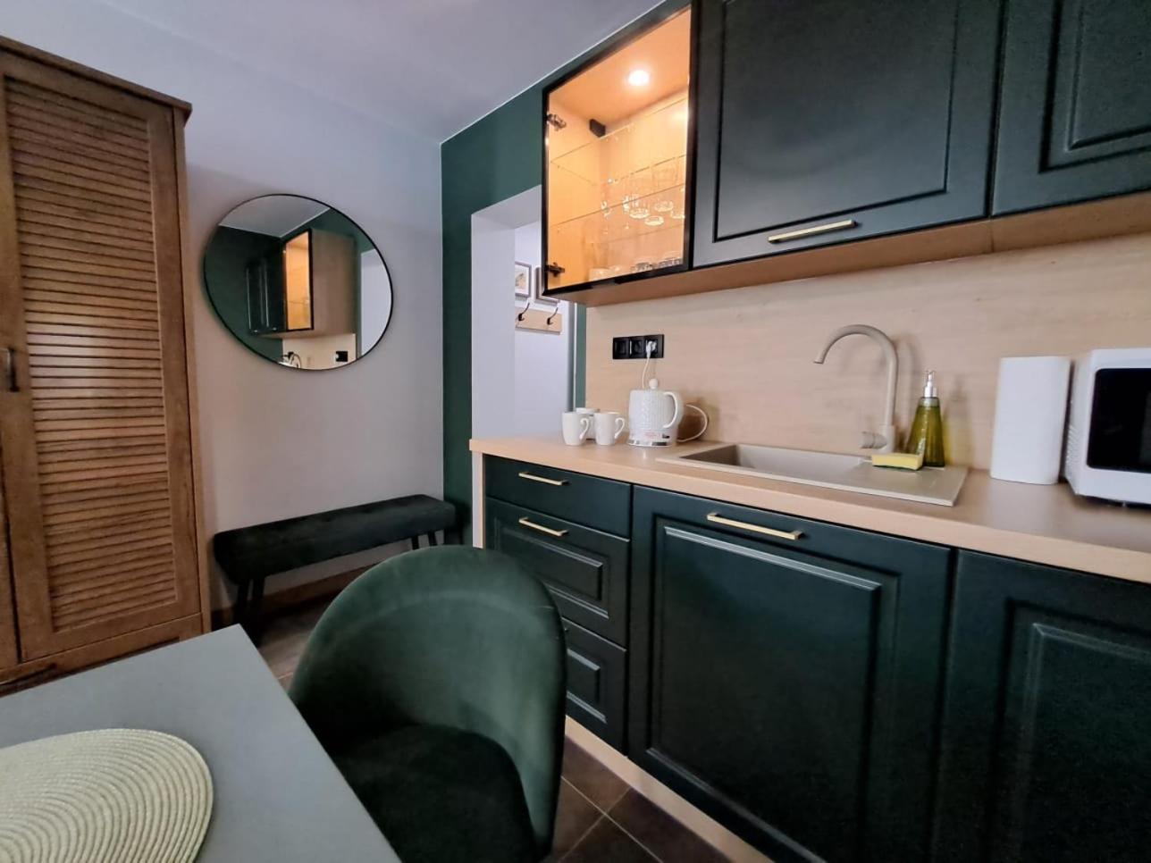 Dk Apartamenty Hotelove Gizycko Bagian luar foto