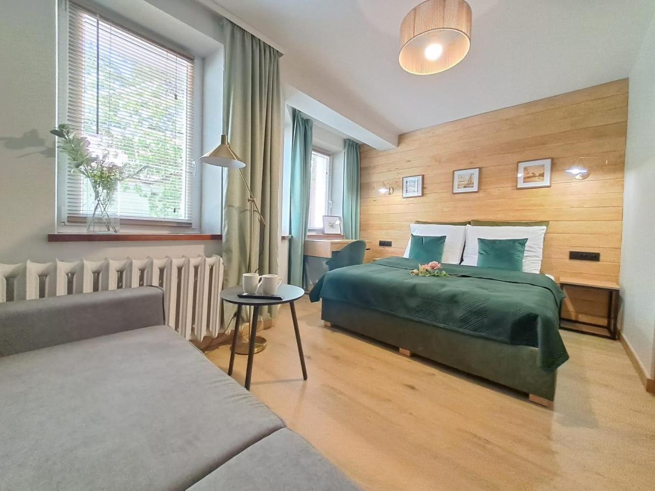 Dk Apartamenty Hotelove Gizycko Bagian luar foto