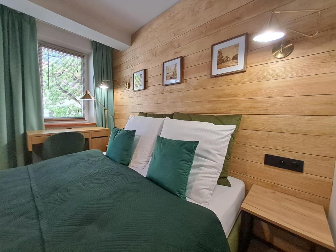 Dk Apartamenty Hotelove Gizycko Bagian luar foto
