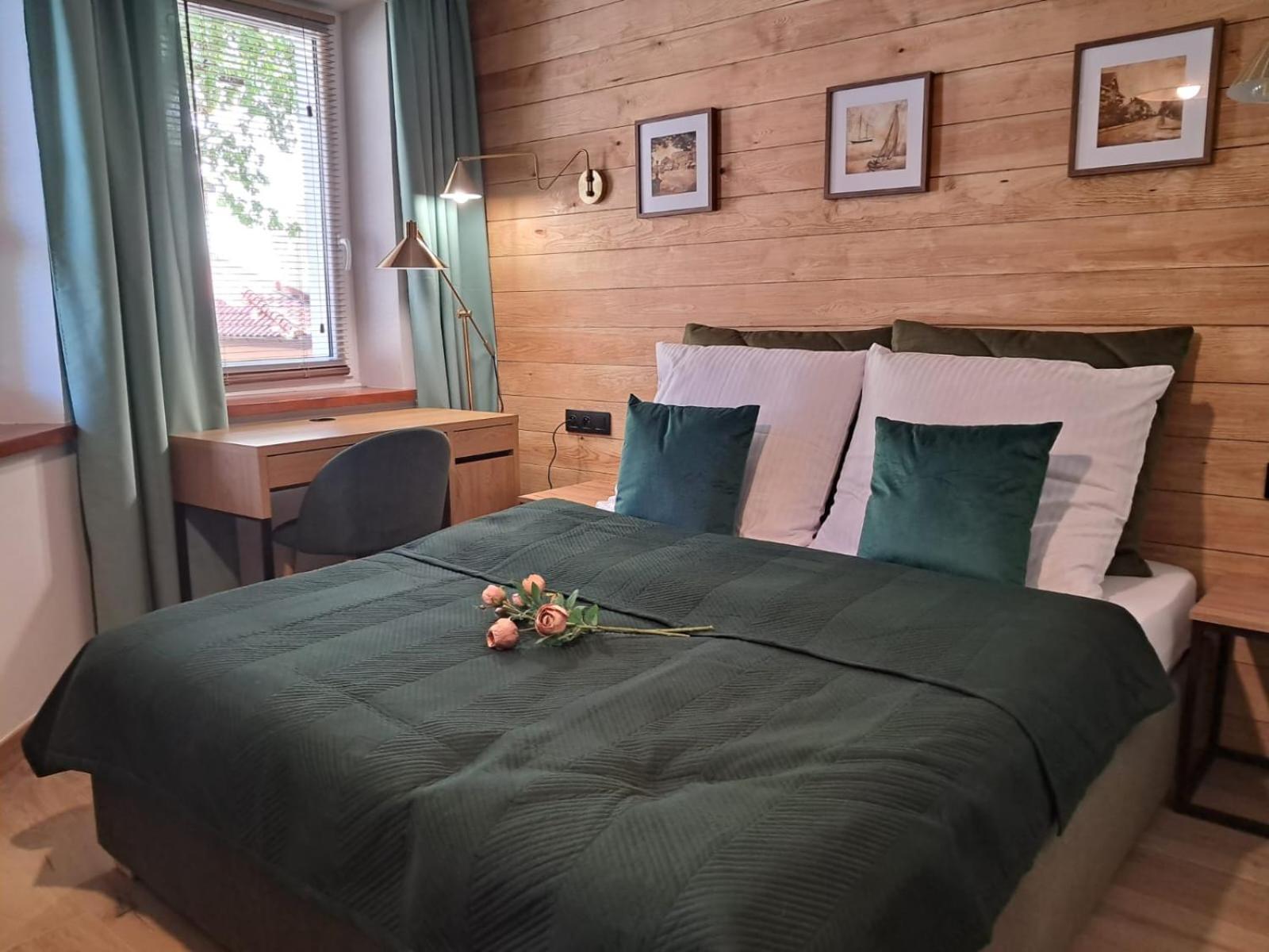 Dk Apartamenty Hotelove Gizycko Bagian luar foto