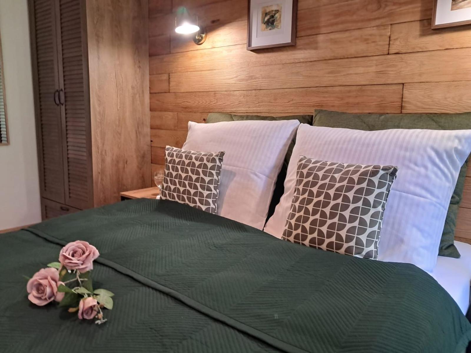 Dk Apartamenty Hotelove Gizycko Bagian luar foto