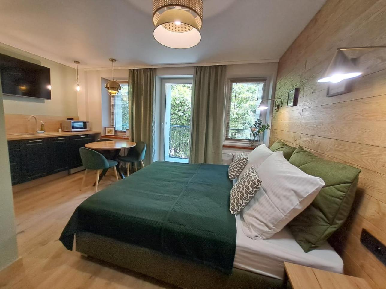 Dk Apartamenty Hotelove Gizycko Bagian luar foto
