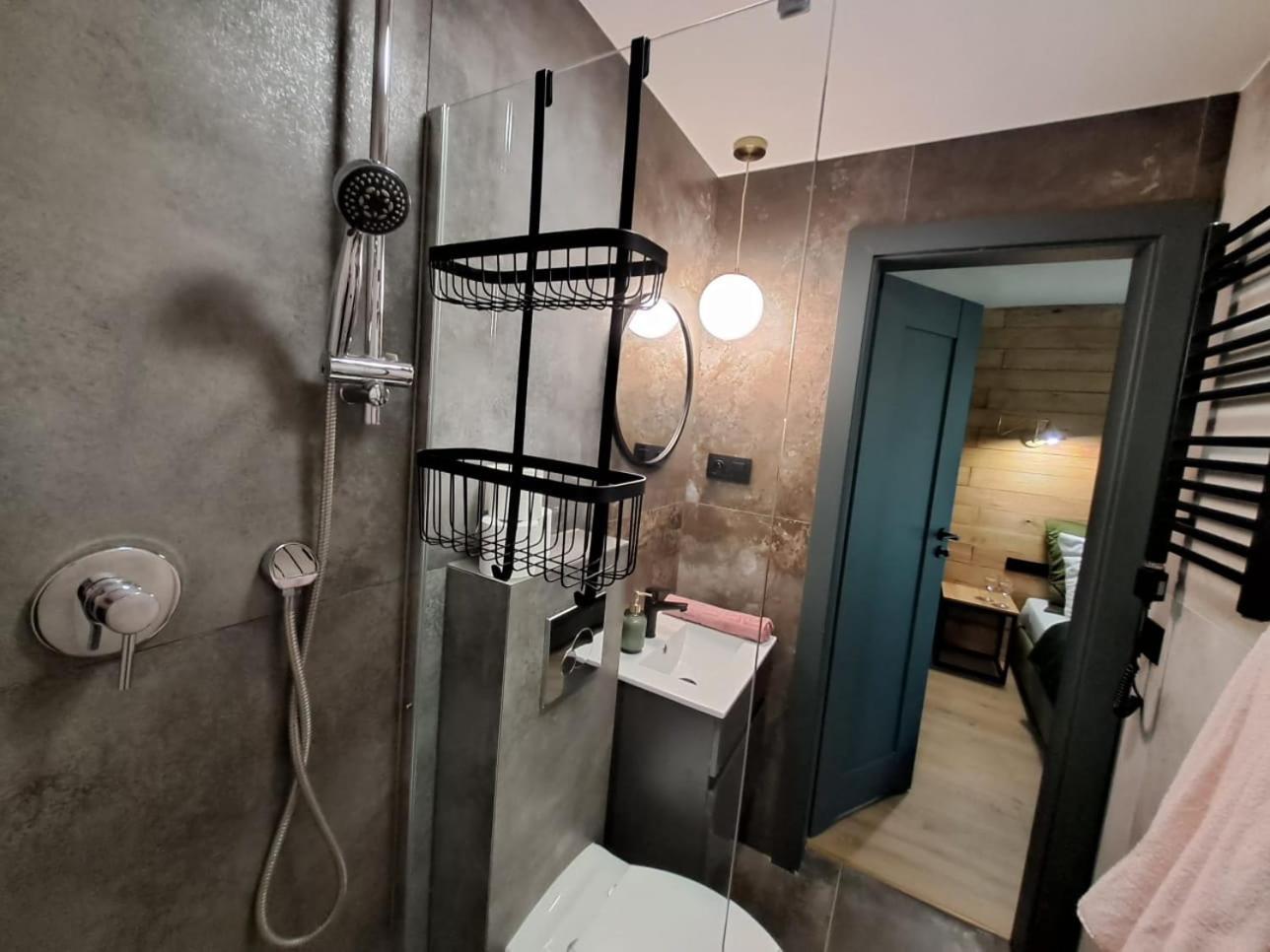 Dk Apartamenty Hotelove Gizycko Bagian luar foto